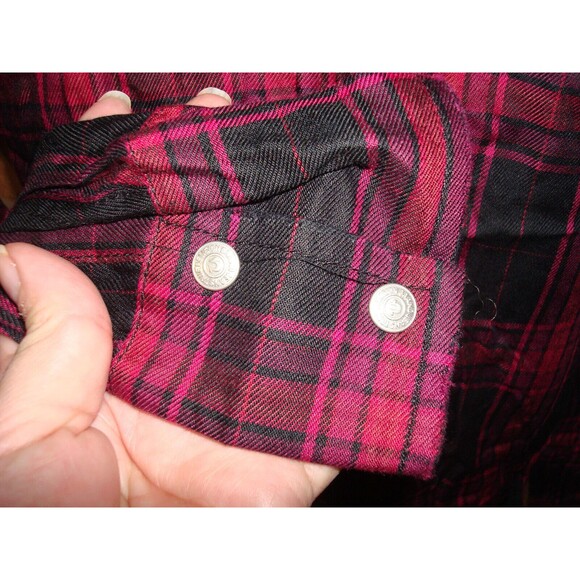 New Womens Designer True Religion S Plaid Top Logo Black Red NWT Long Snap Front - Picture 5 of 5